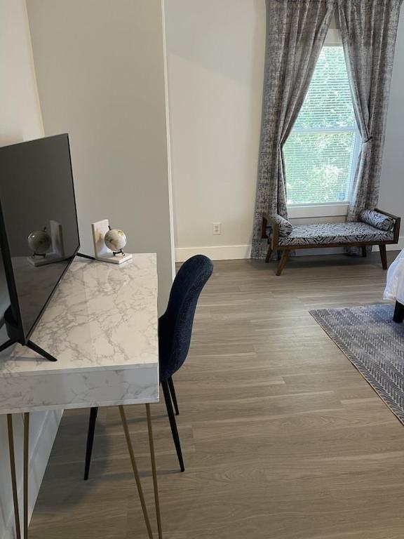 City Serenity-2Br Home Away From Home. 6 Min From Atl Airport Atlanta Bagian luar foto